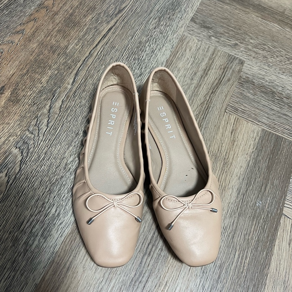 Esprit Narissa Ballet Flats - Picture 2 of 8